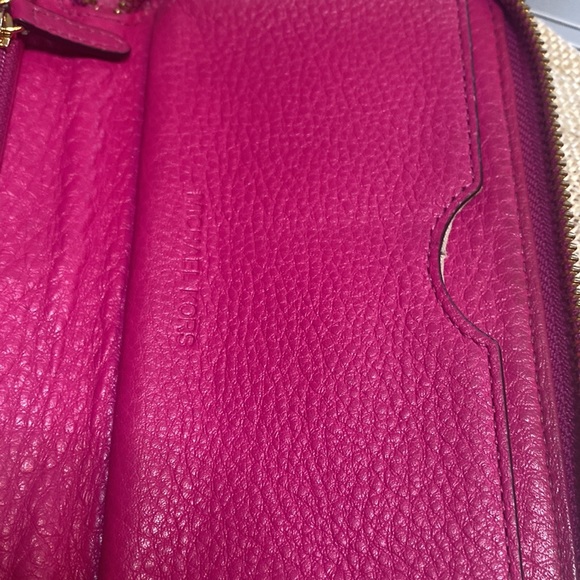 USED - Michael Kors Pink Leather Wallet - Picture 5 of 10